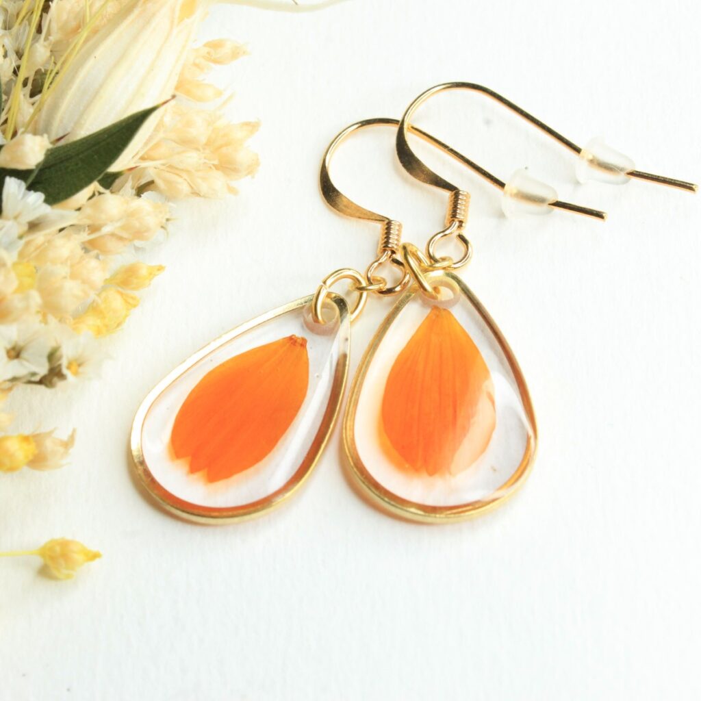 Boucles d'Oreilles Dorées - Freja - Avec Fleurs - Easy Clothes