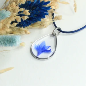 Pendentif argenté fleur Centaurée bleue