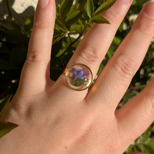 bague fleur naturelle bleue