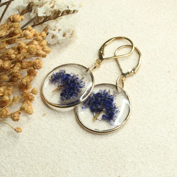 boucles d'oreilles bouquet de fleurs bleues