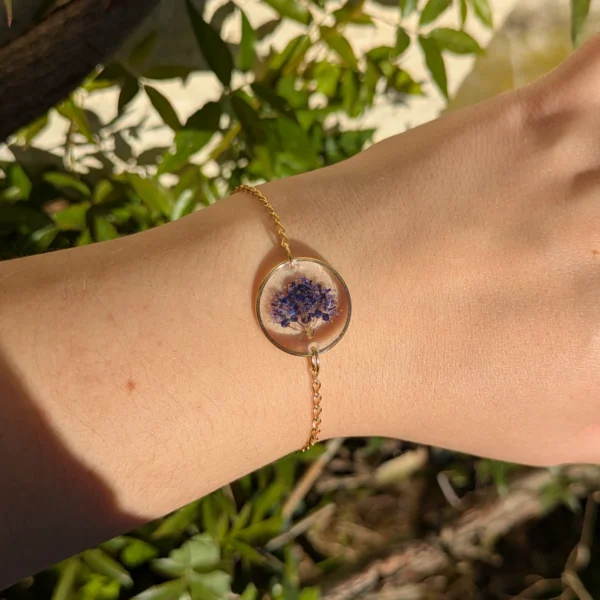 bracelet fleur naturelle bleue